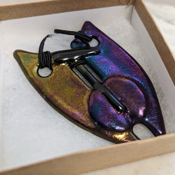 Abstract Black Glass Necklace With Dichroic Finish - Picture 6 of 6